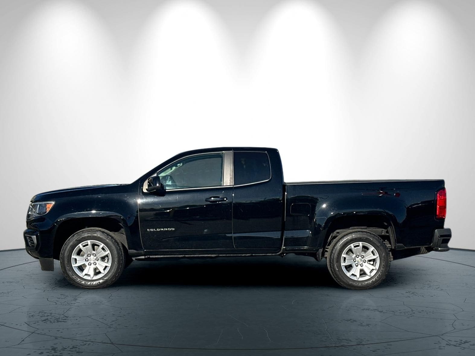 2022 Chevrolet Colorado LT photo 6