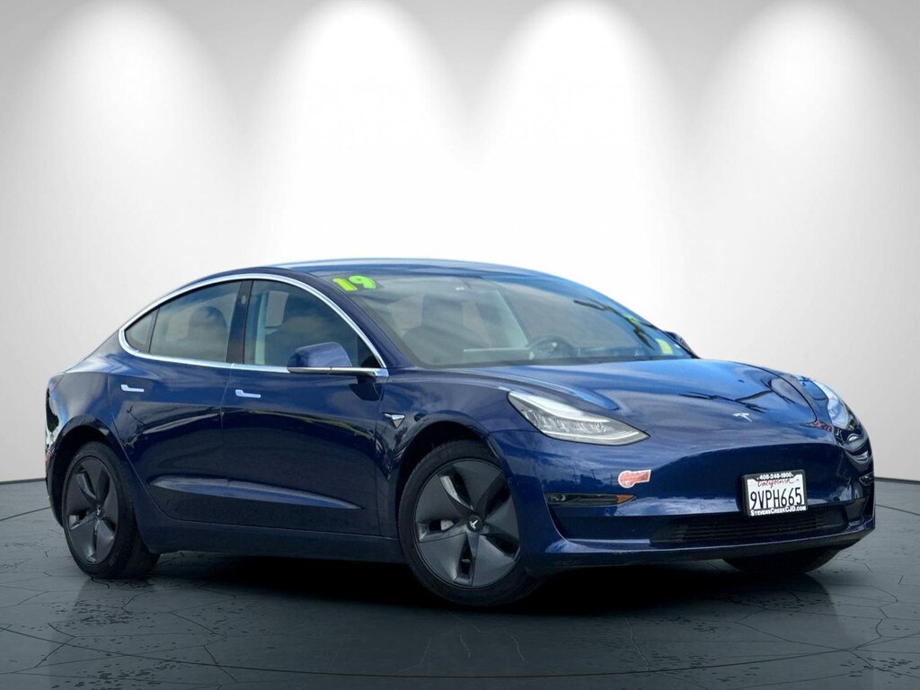 Used 2019 Tesla Model 3 Standard Range Plus Sedan
