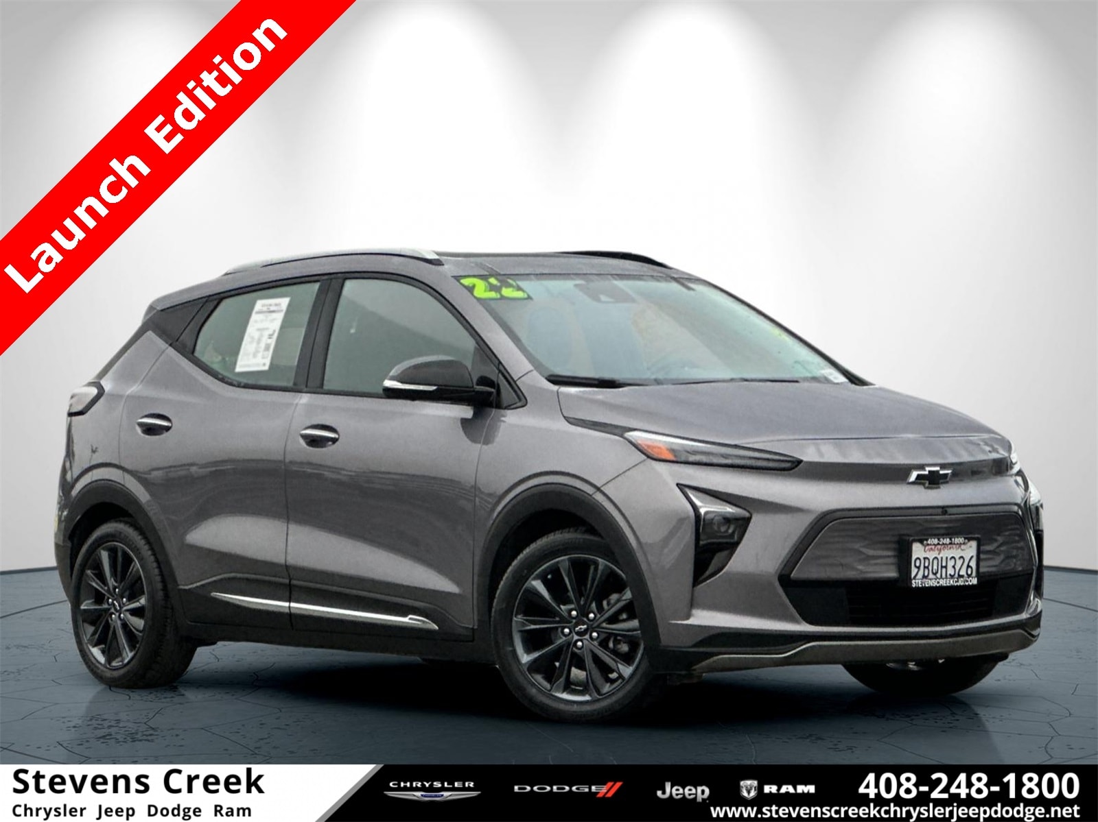 2022 Chevrolet Bolt EUV Premier's photo