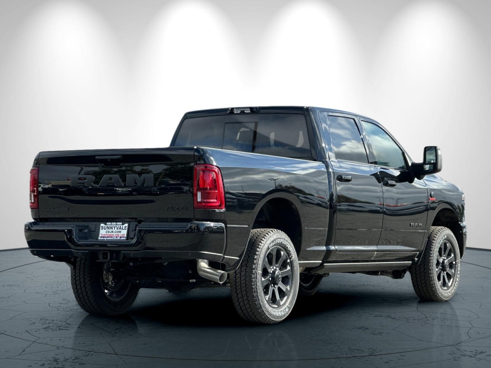 2025 Ram 2500 Laramie photo 4