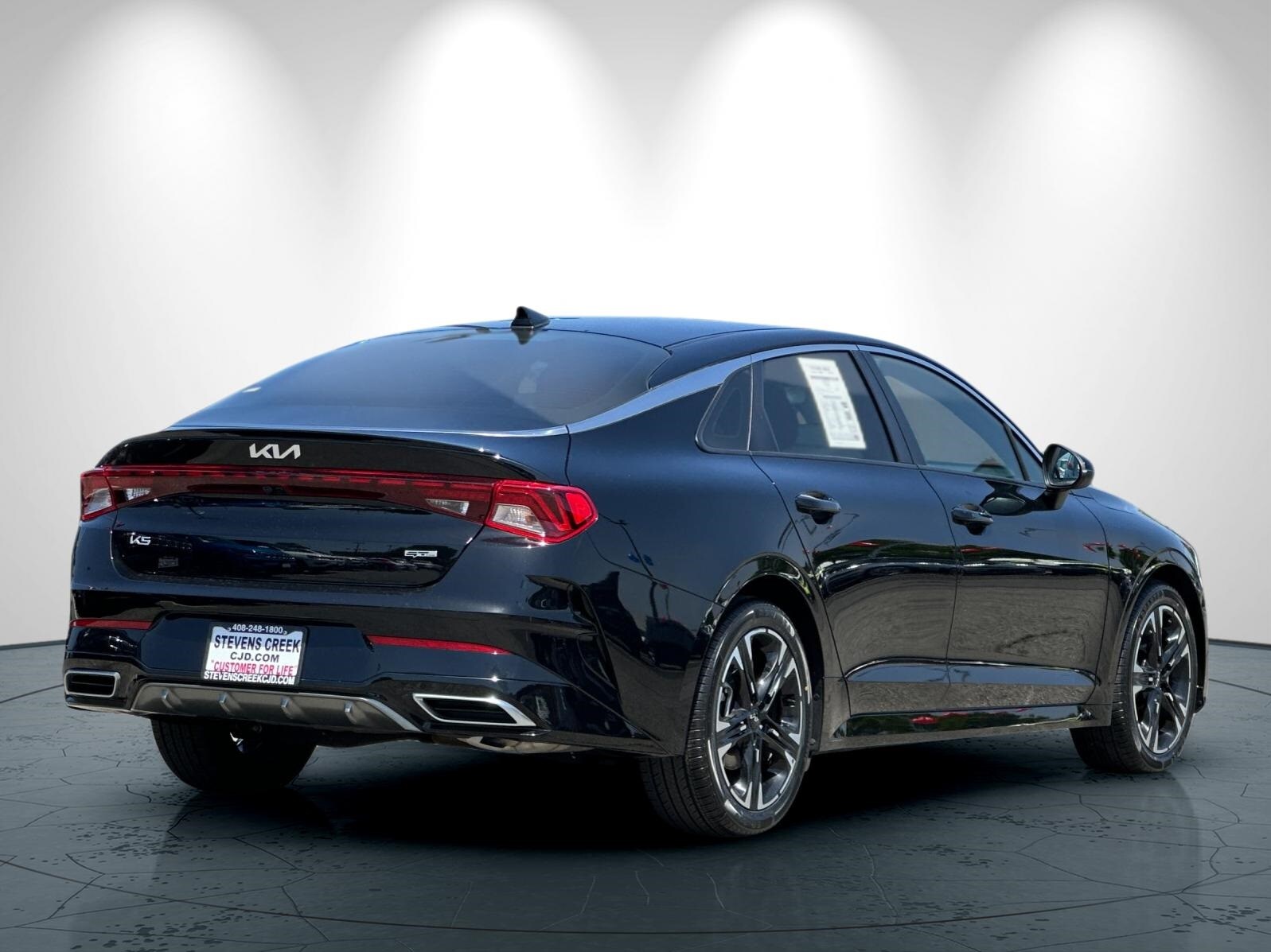 2024 Kia K5 GT-Line photo 4