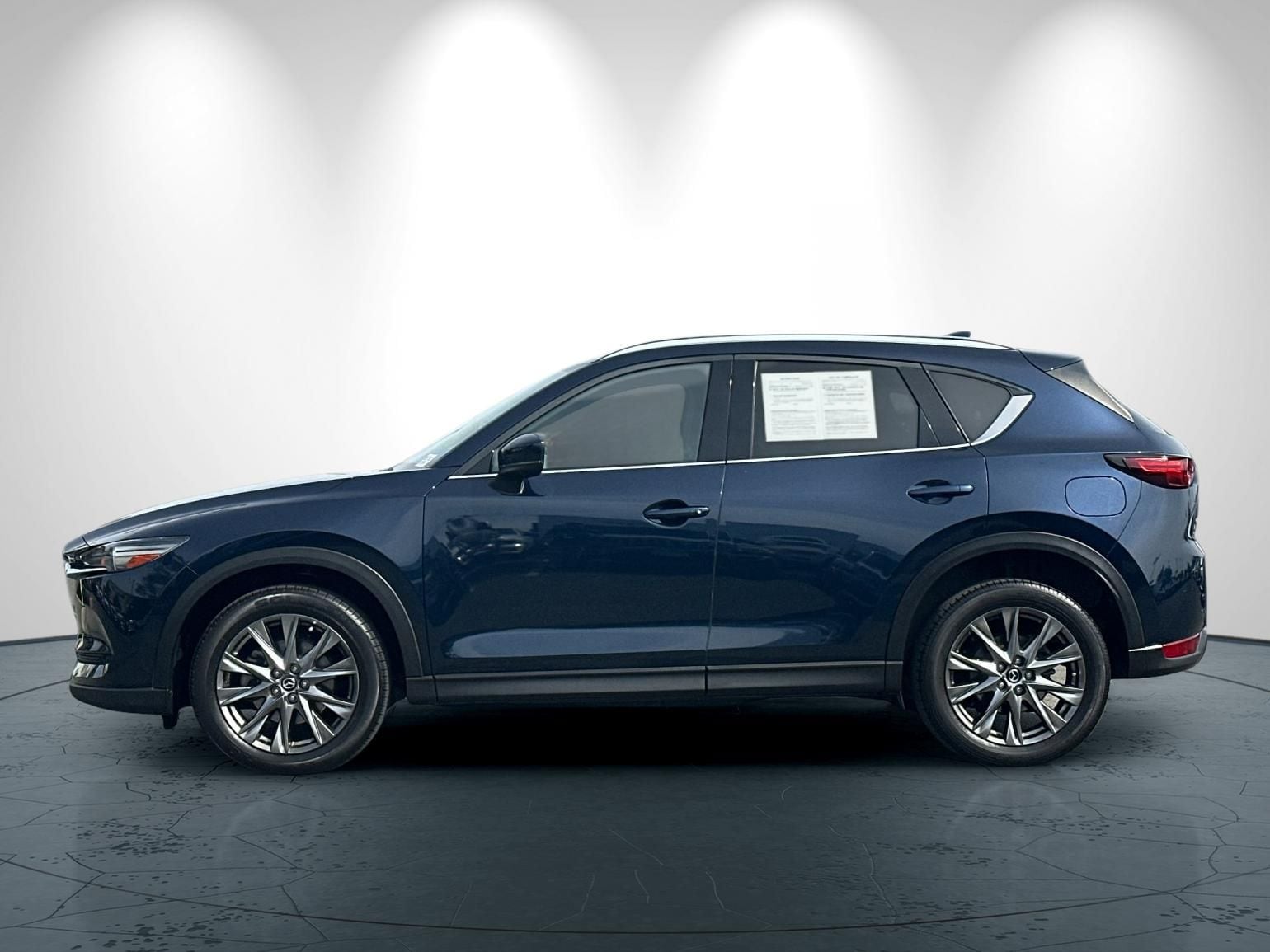 2021 Mazda CX-5 Signature photo 6