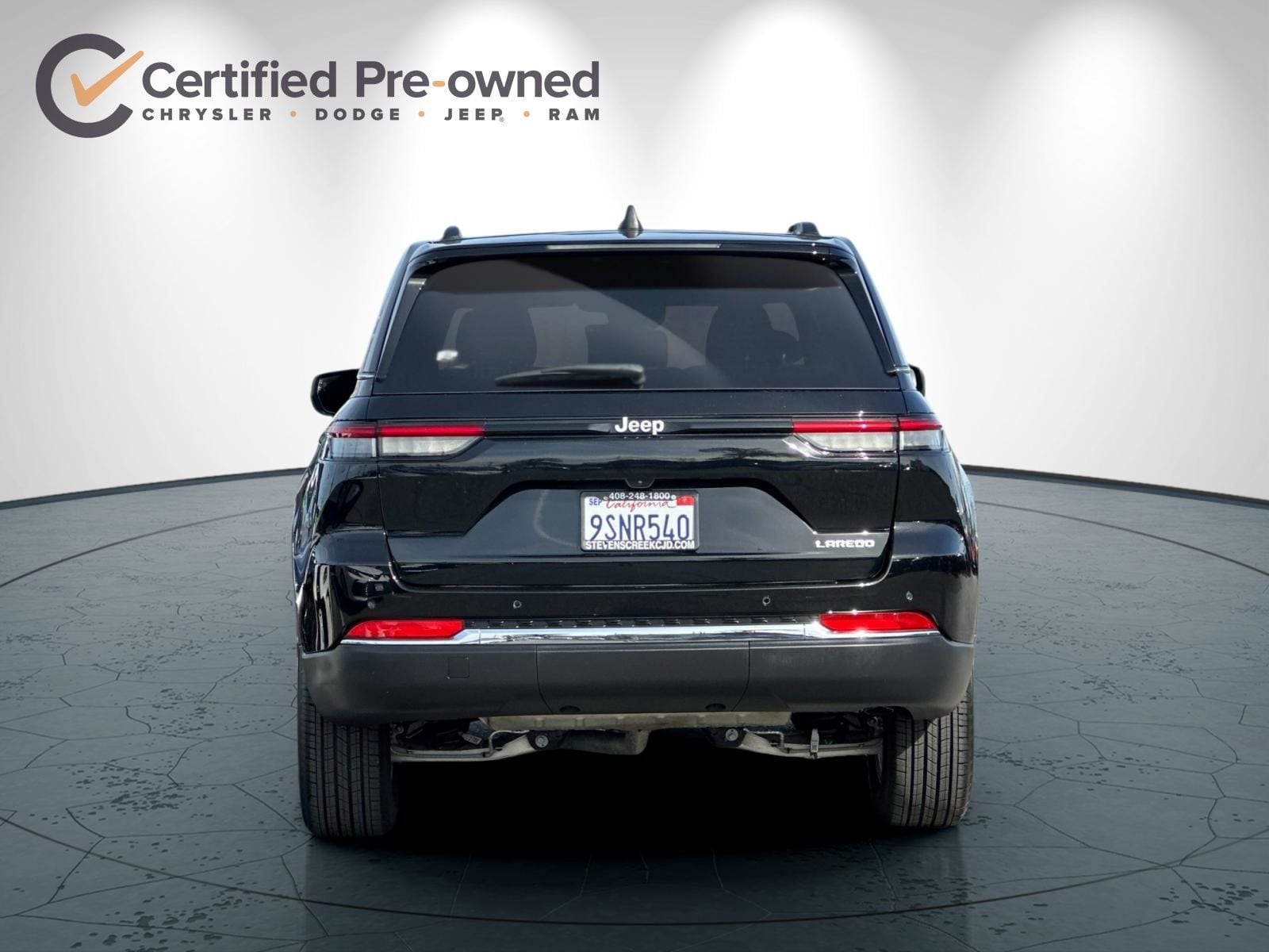 2025 Jeep Grand Cherokee Laredo photo 4