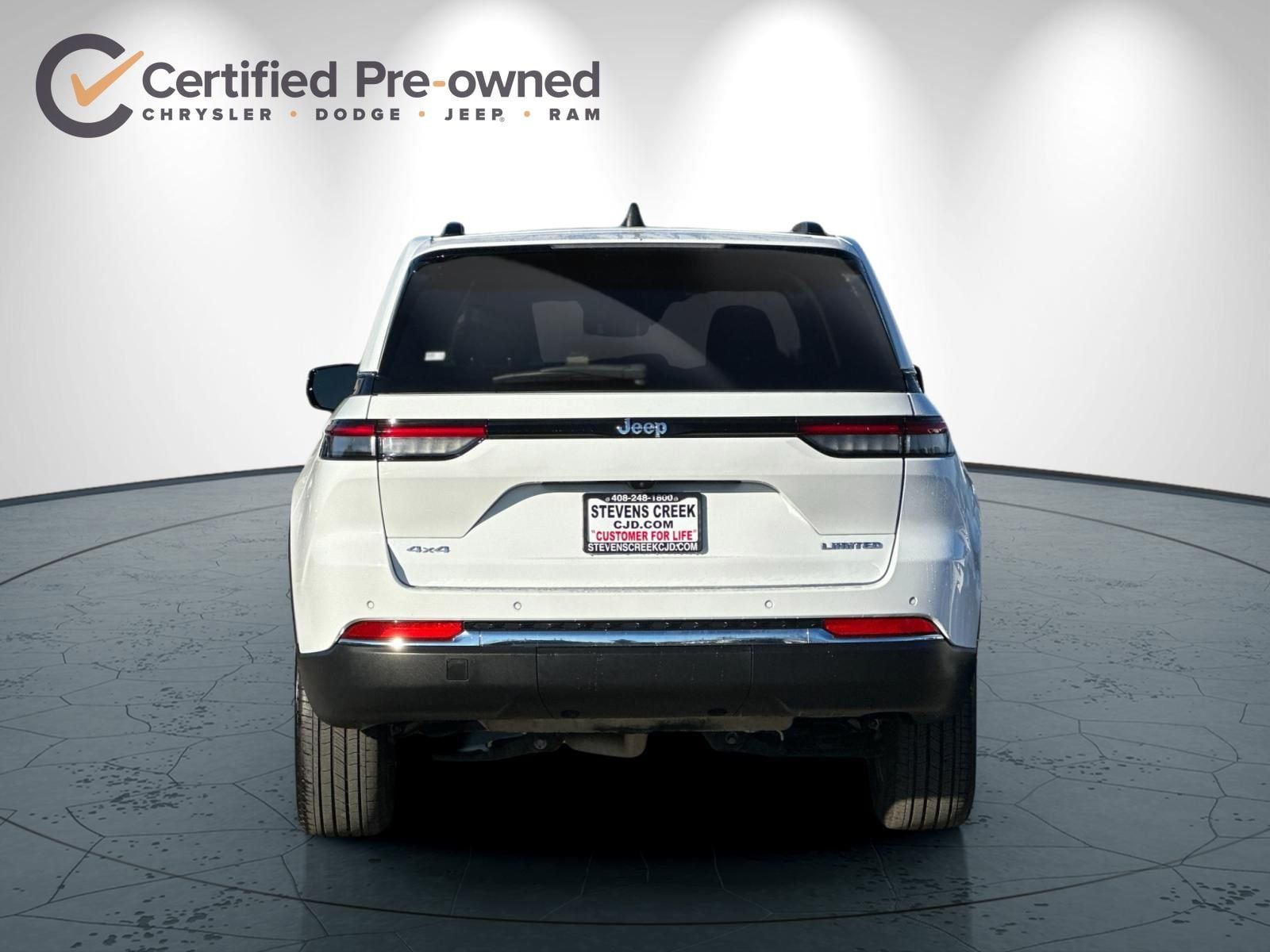 2023 Jeep Grand Cherokee Limited photo 4