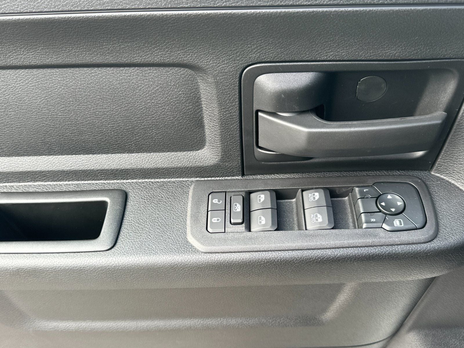 2026 RAM 2500 Tradesman - Photo 11