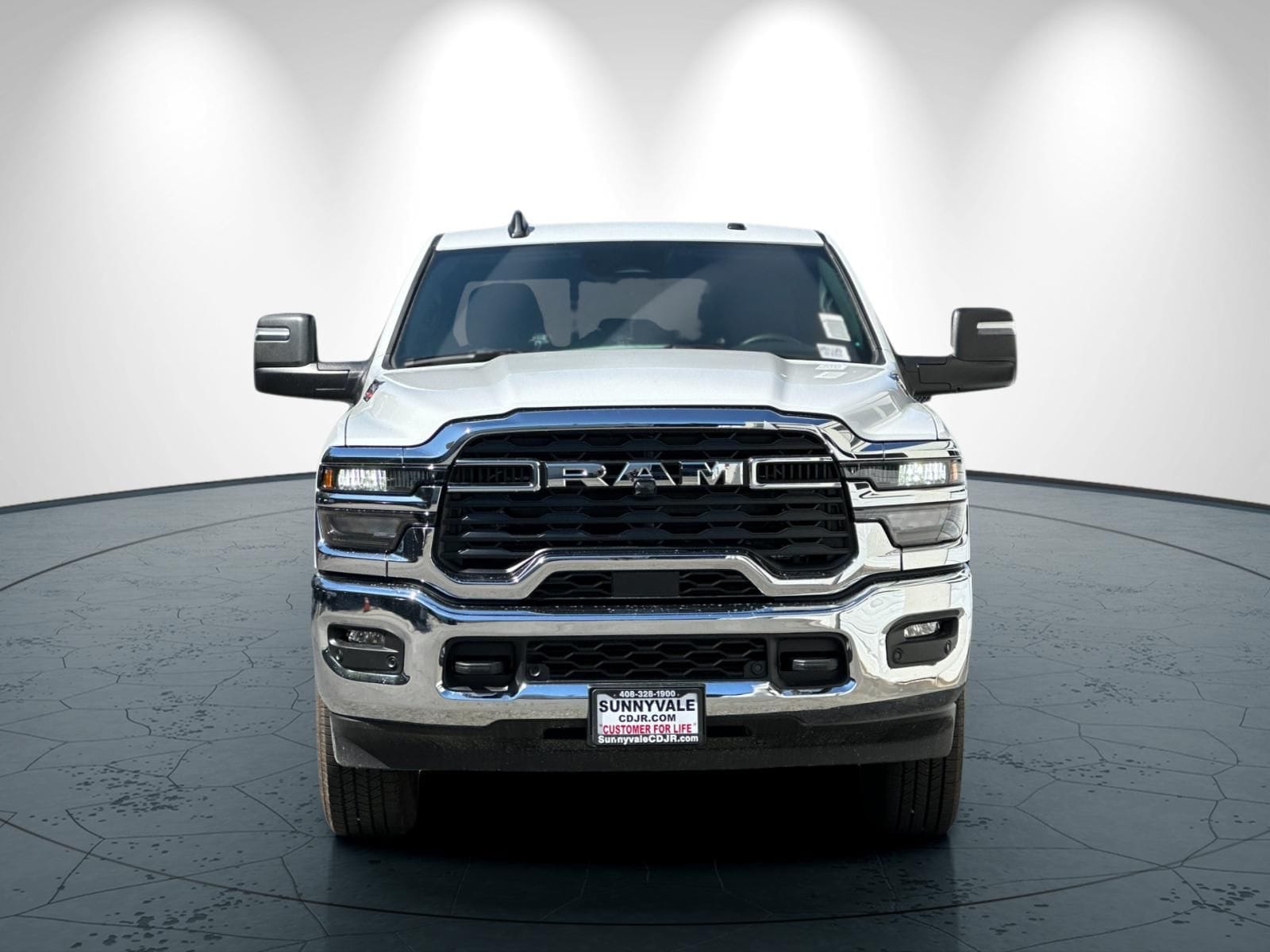 2025 RAM 2500 Tradesman - Photo 9