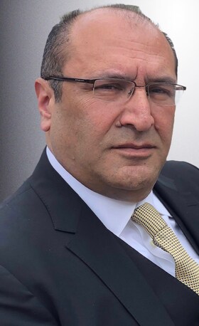 Staff member Al Rakhshanifar from d10cb0858536