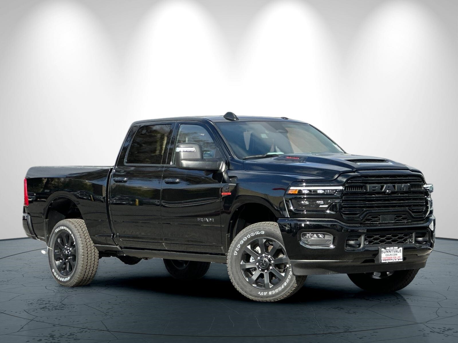 2025 Ram 2500 Laramie photo 2