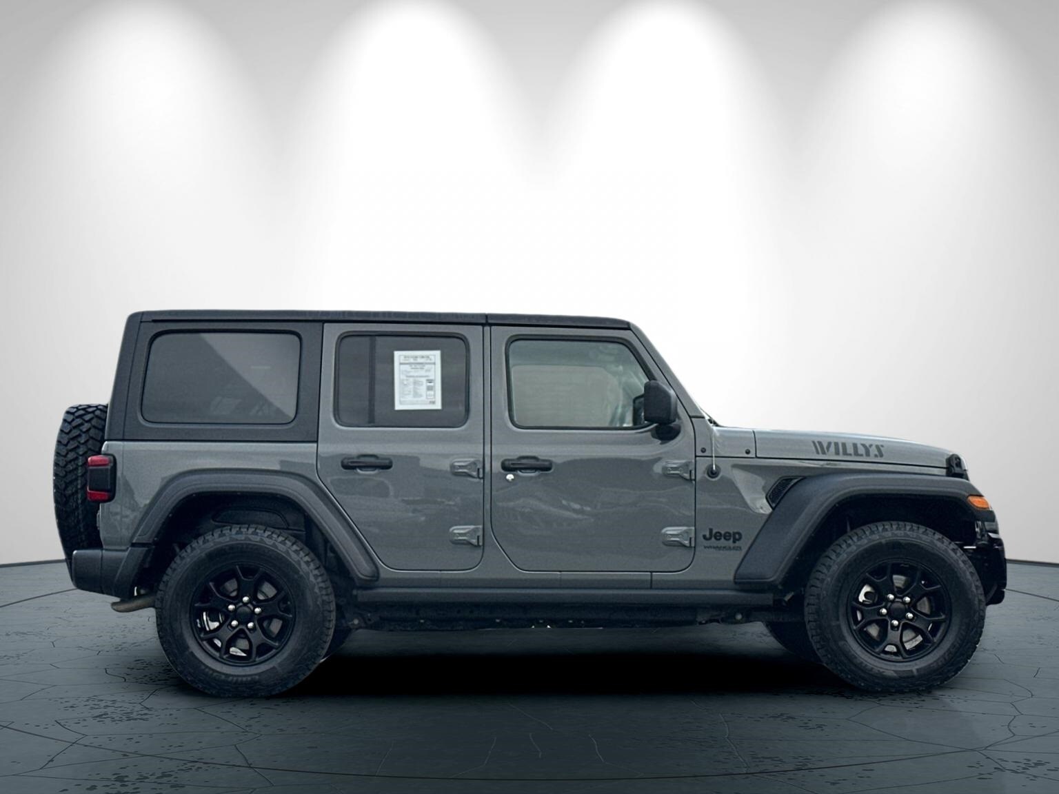2021 Jeep Wrangler Unlimited Willys photo 3