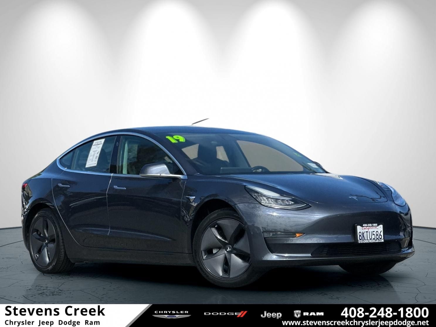 2019 Tesla Model 3 Standard Range Plus's photo