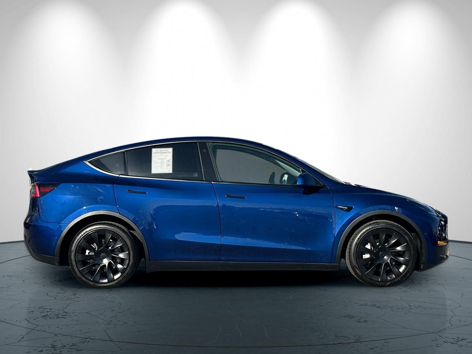 2021 Tesla Model Y Long Range photo 2