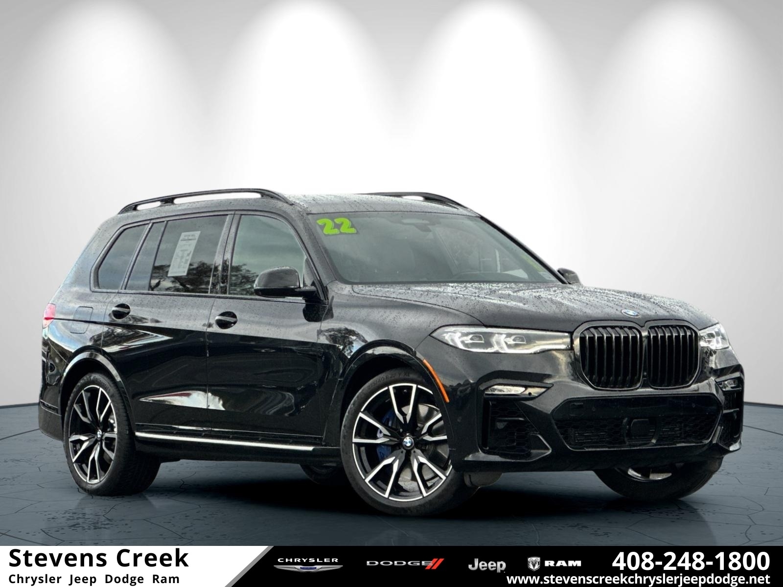 2022 BMW X7 40i's photo