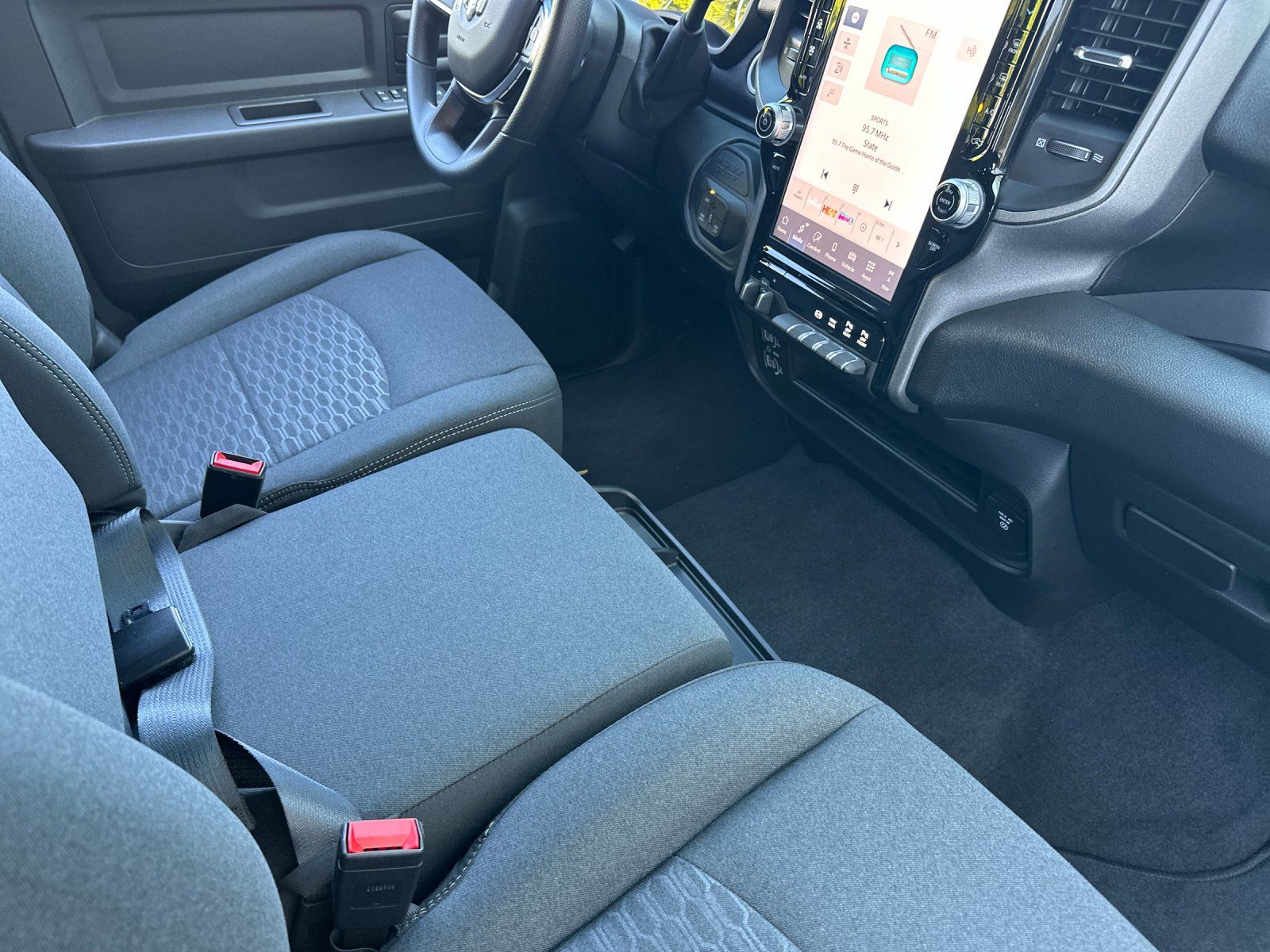 2025 RAM 2500 Tradesman - Photo 15