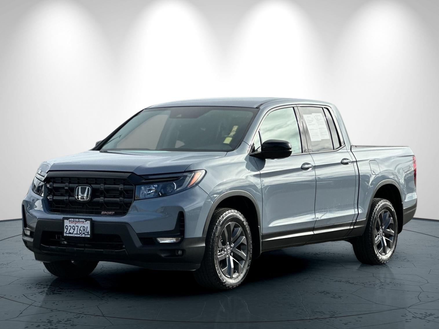 2024 Honda Ridgeline Sport photo 3