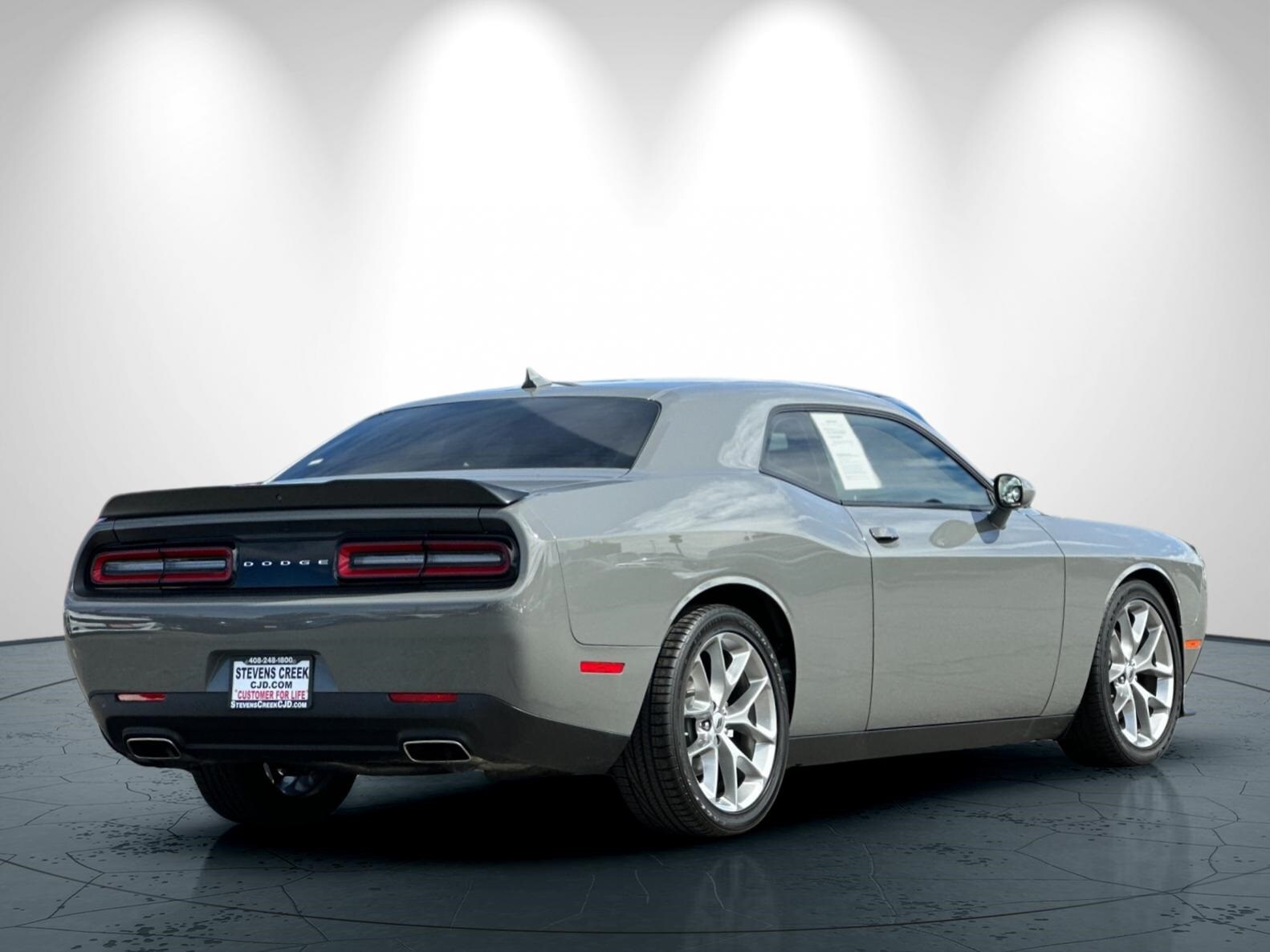 2023 Dodge Challenger GT photo 3