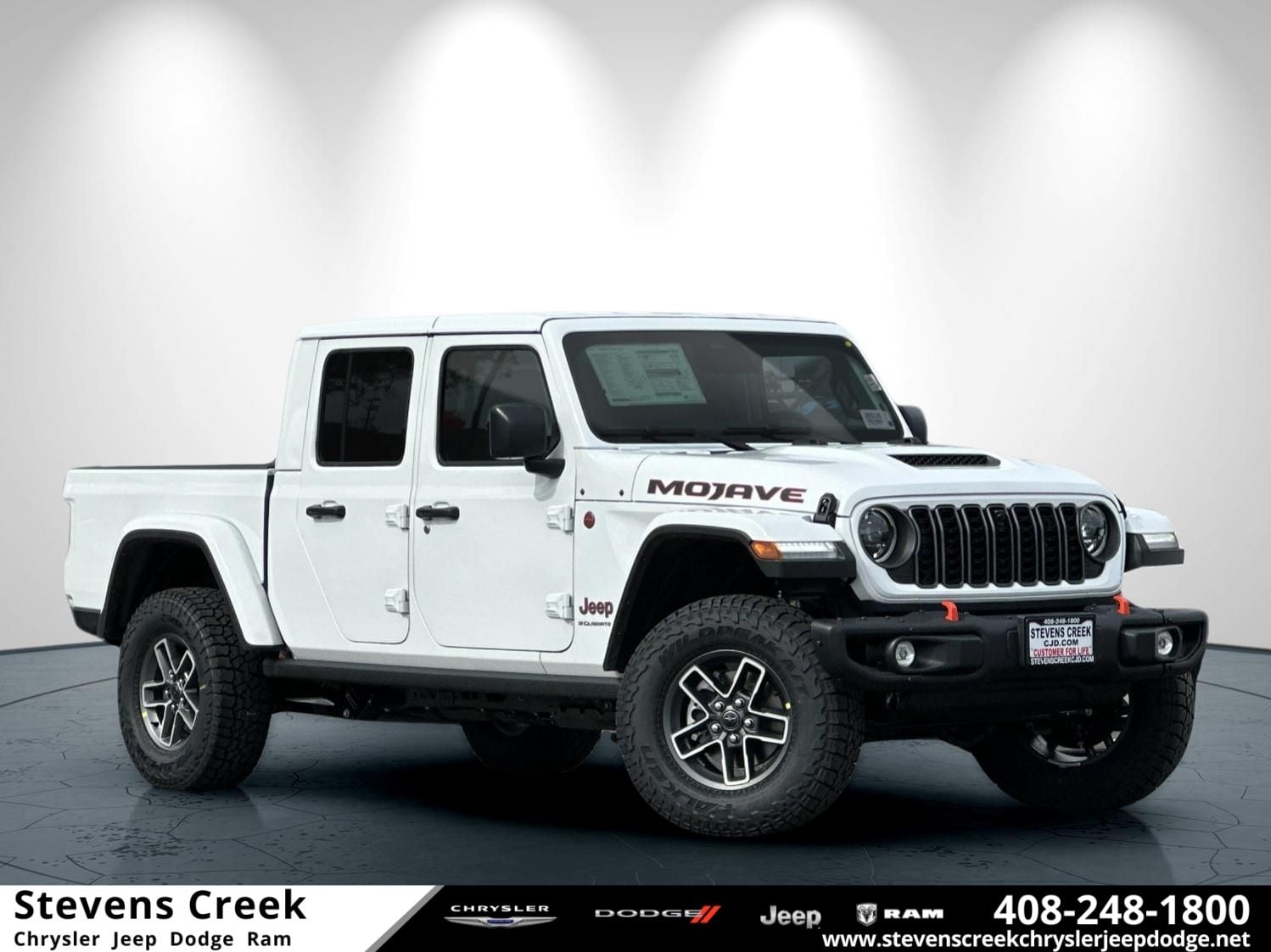 2026 Jeep Gladiator Mojave X Auto's photo