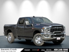 2026 Ram 2500 TRADESMAN CREW CAB 4X4 6'4 BOX Pickup