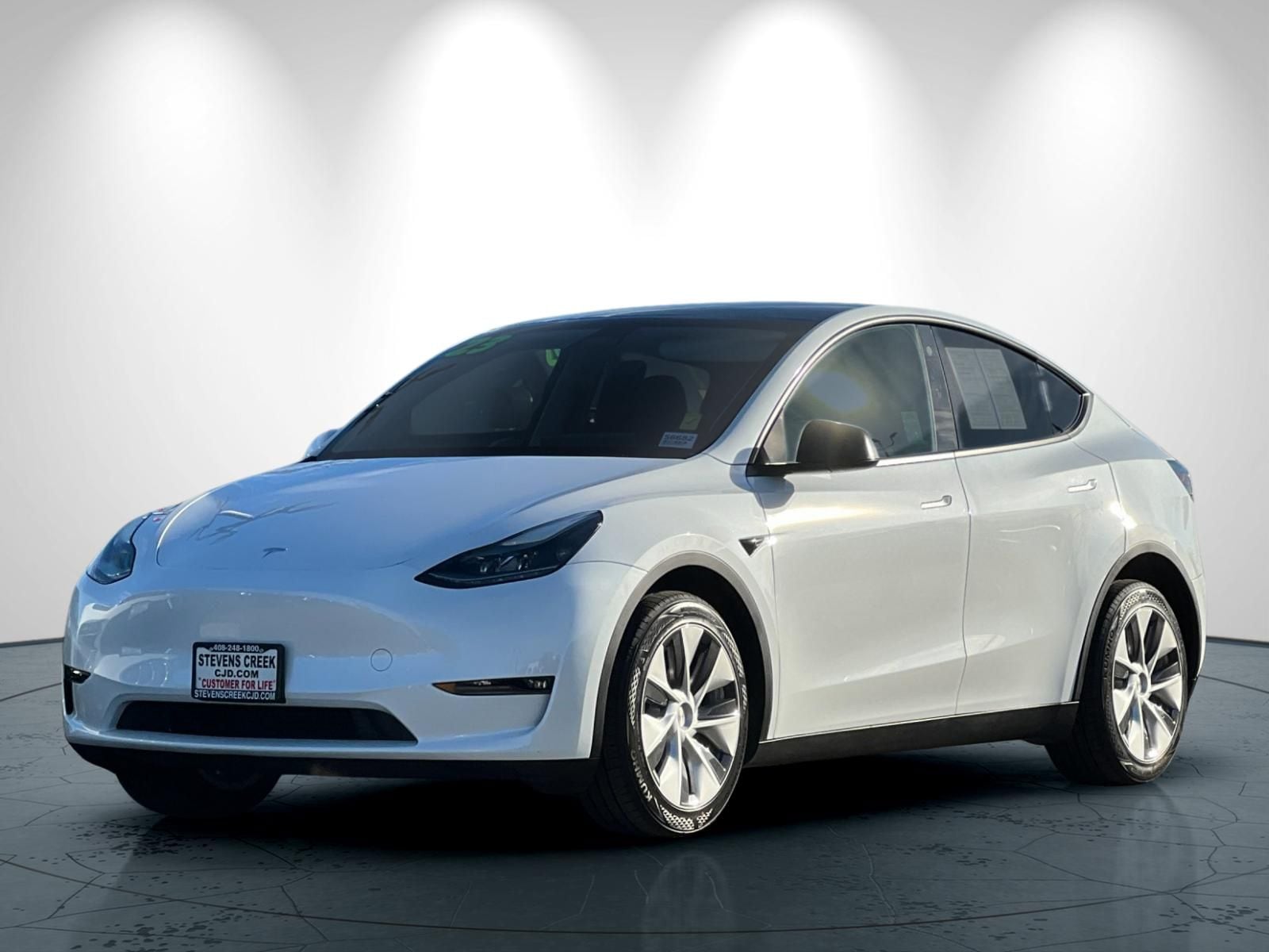 2023 Tesla Model Y Long Range photo 3