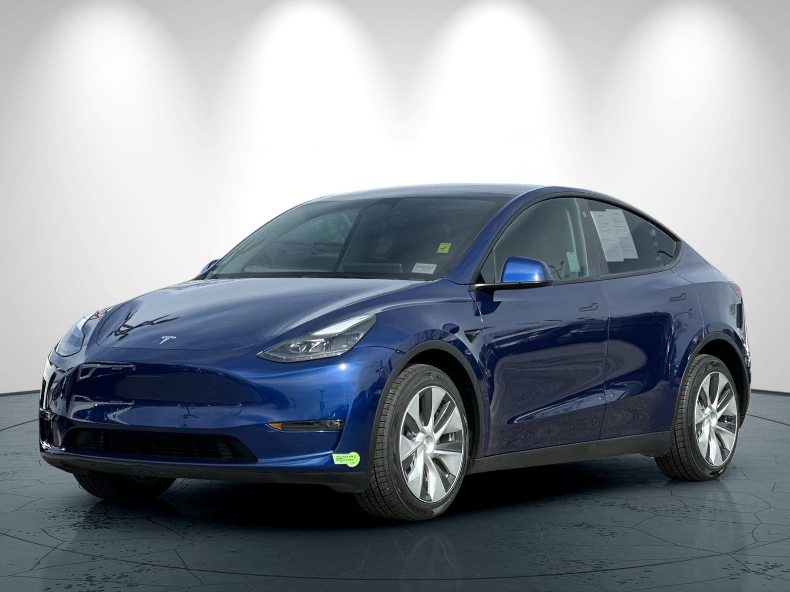 2023 Tesla Model Y Long Range photo 3