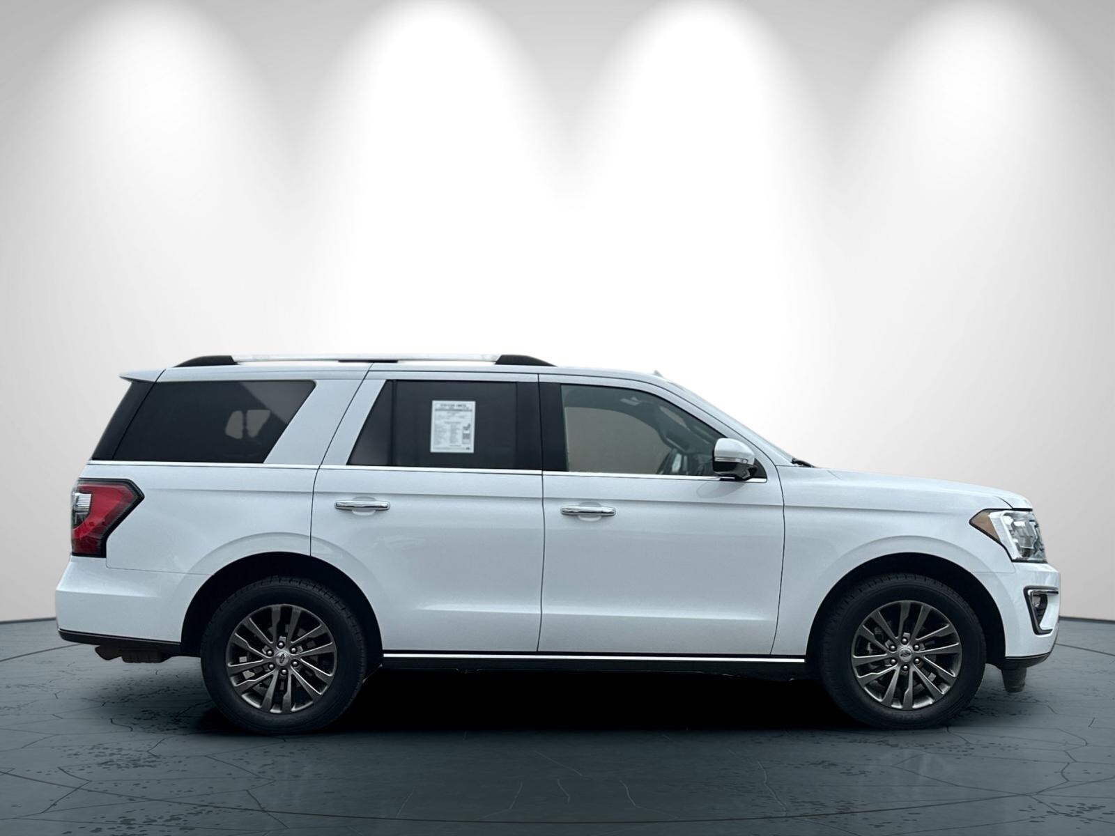 2020 Ford Expedition Limited photo 3