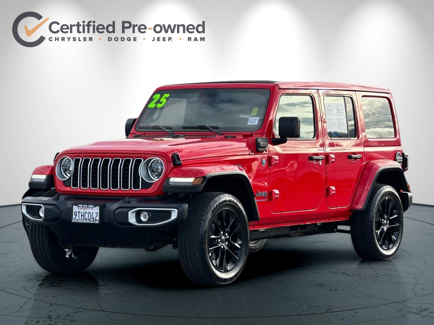 2025 Jeep Wrangler Sahara 4xe photo 3