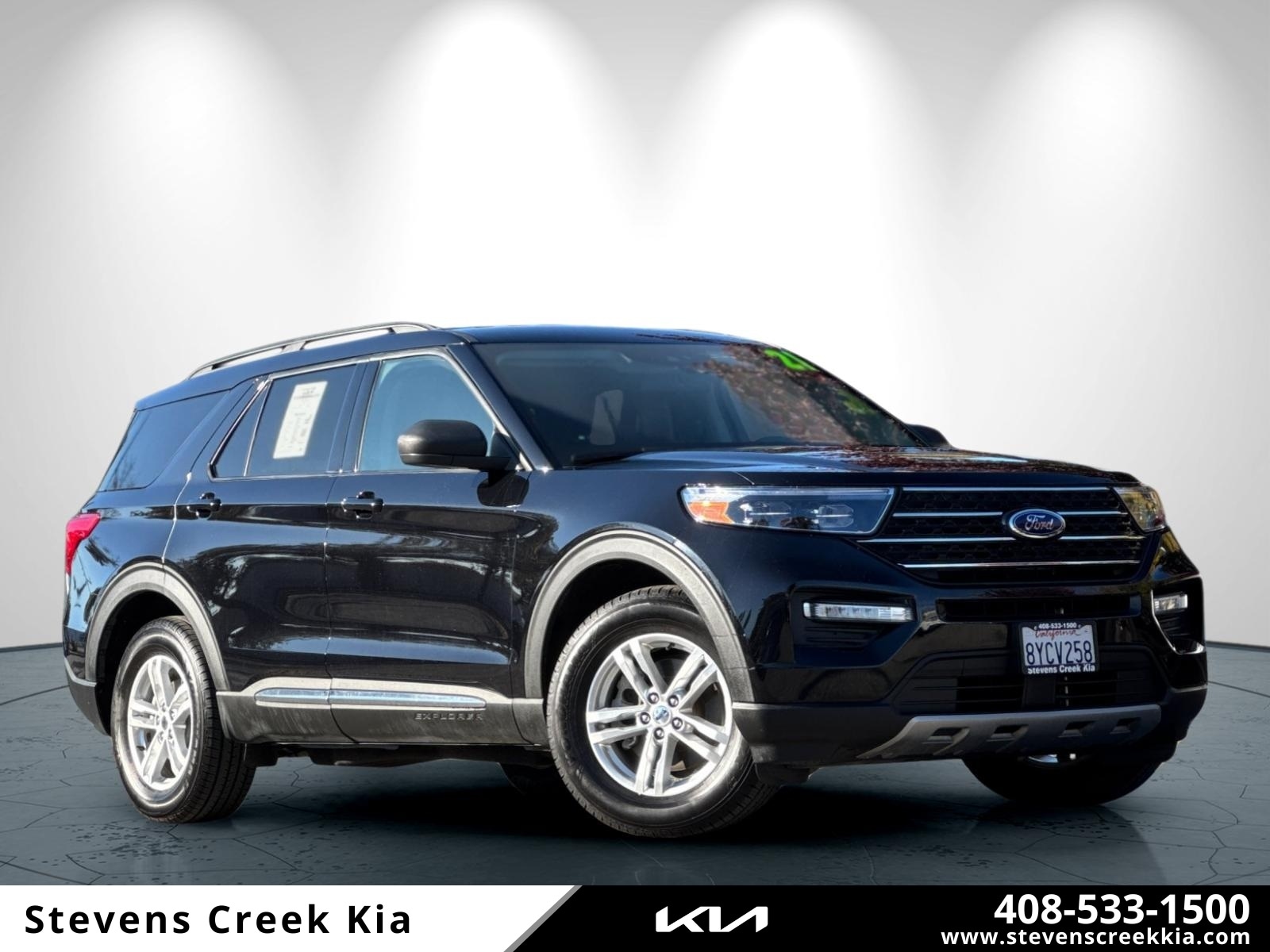 2021 Ford Explorer XLT's photo
