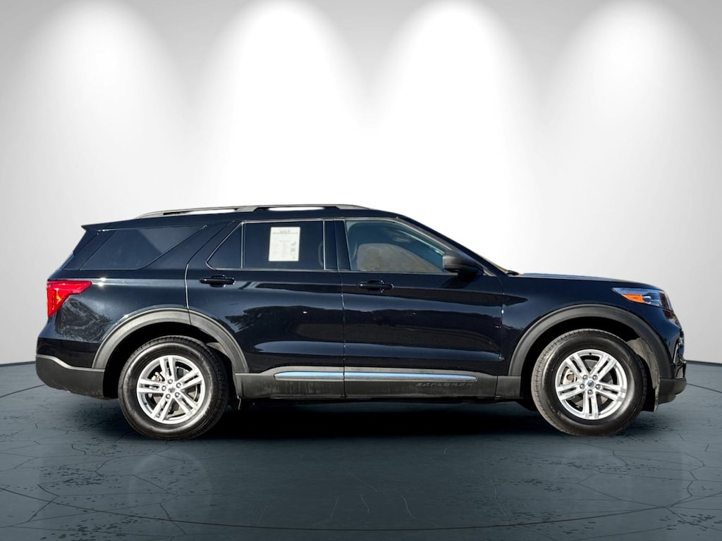 Used 2021 Ford Explorer XLT SUV
