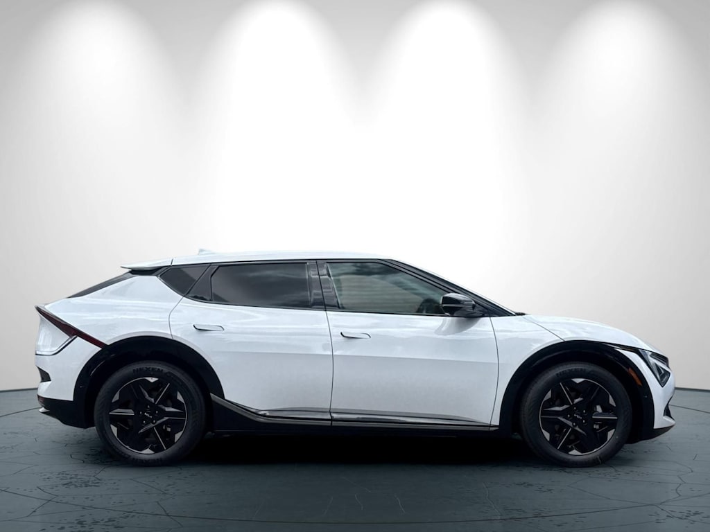 New 2026 Kia EV6 WIND SUV