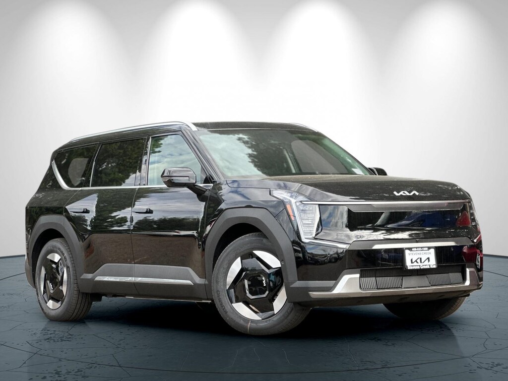 New 2026 Kia EV9 Wind SUV