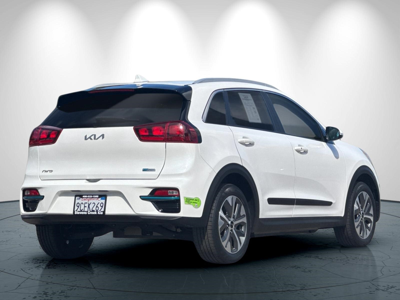 2022 Kia Niro EV S photo 4
