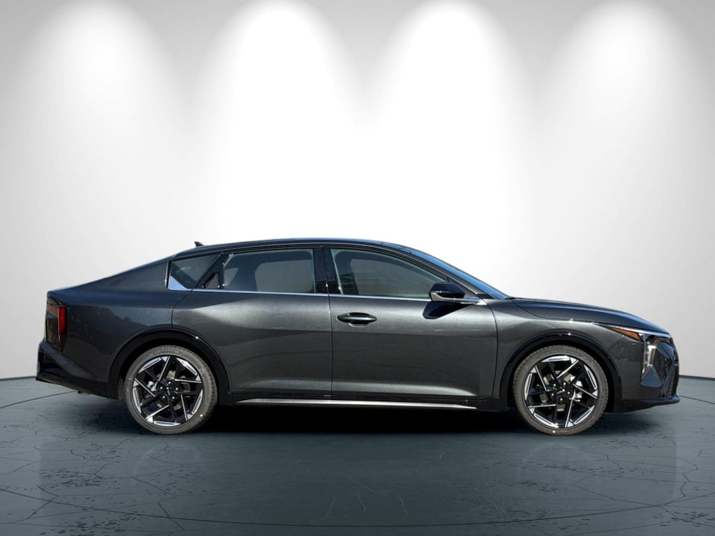 New 2025 Kia K4 GT-Line Sedan
