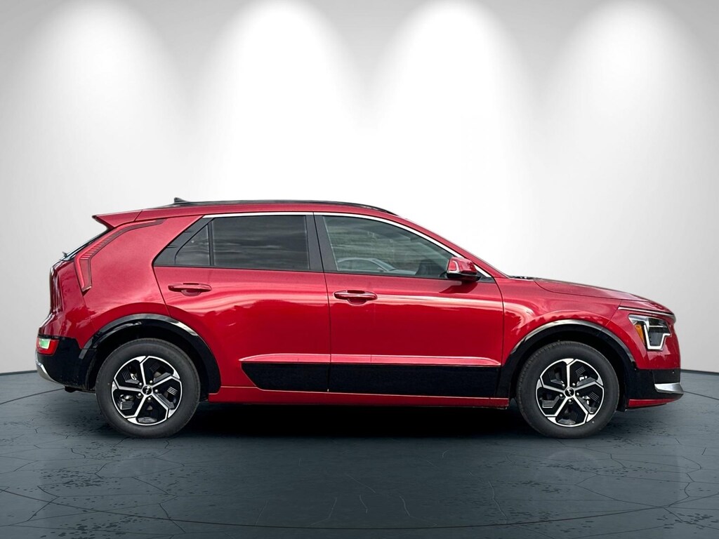 New 2026 Kia Niro SX SUV