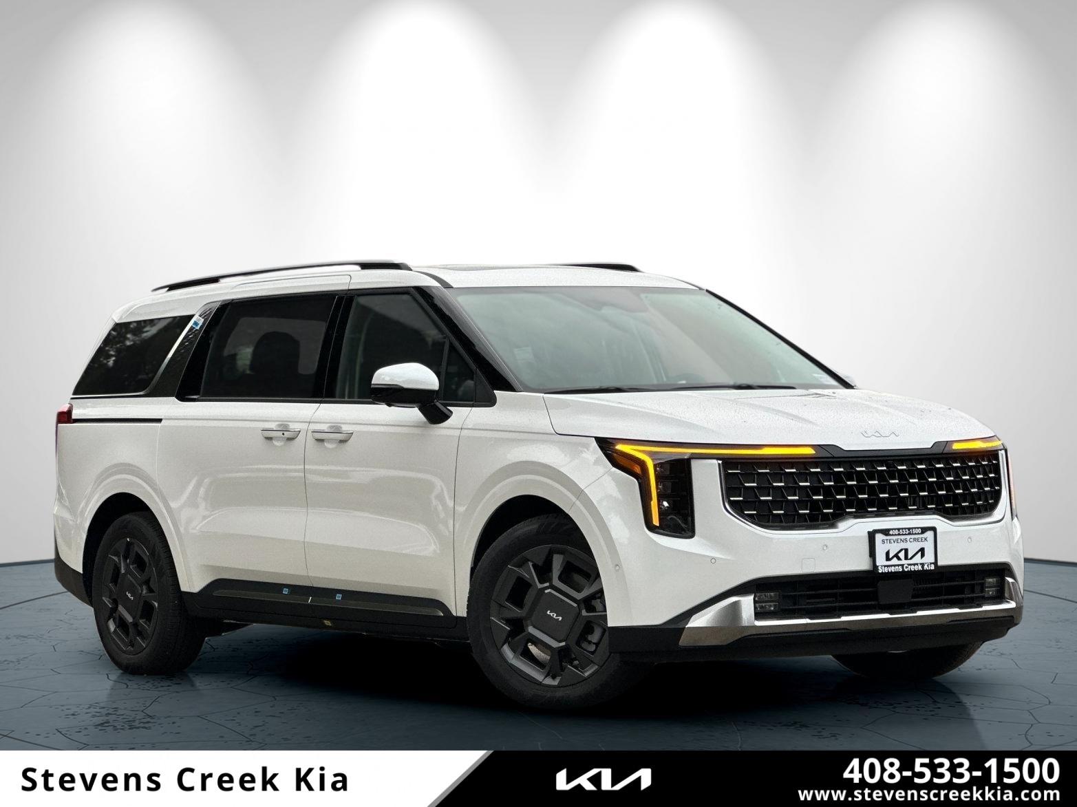 2026 Kia Carnival SX's photo