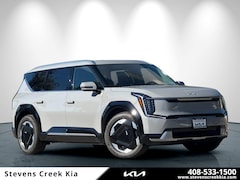 2026 Kia EV9 Land SUV