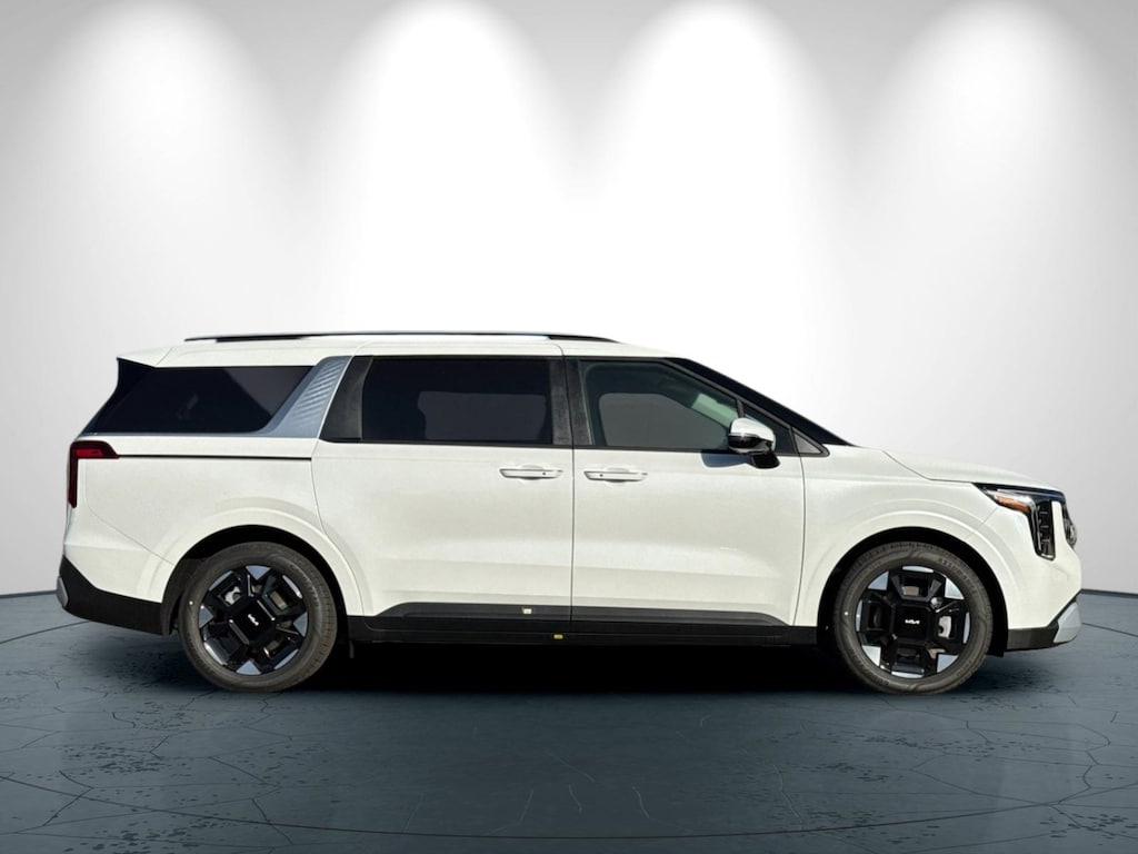New 2026 Kia Carnival EX Minivan/Van