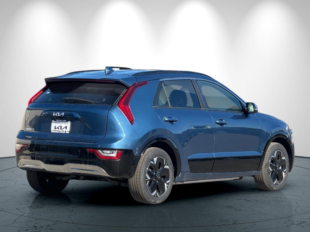 New 2025 Kia Niro EV Wave SUV