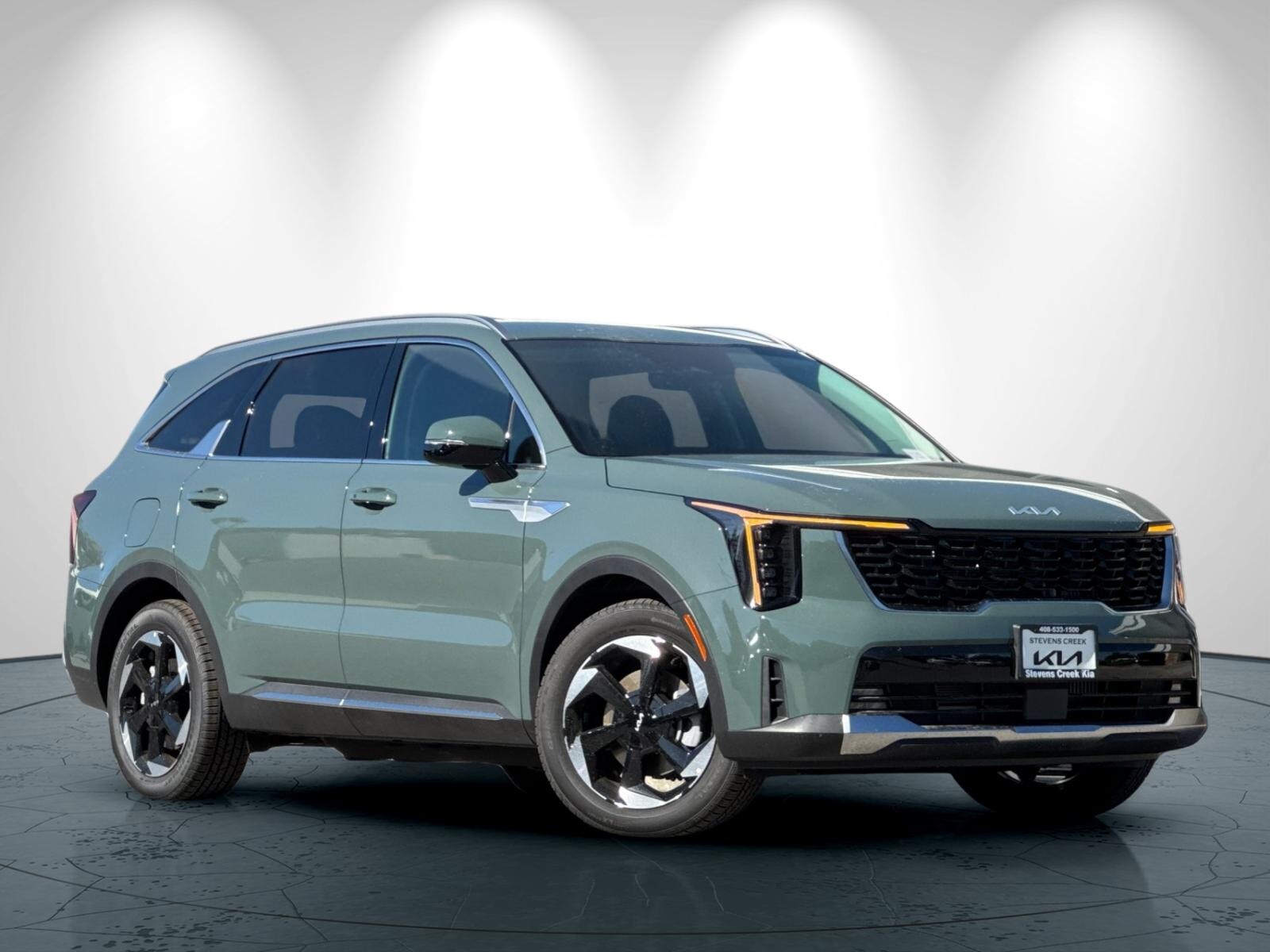 2025 Kia Sorento Plug-In Hybrid EX photo 2