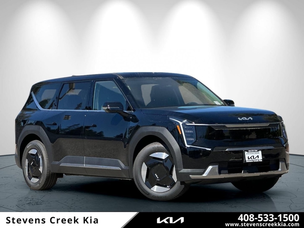 New 2026 Kia EV9 Light Long Range SUV