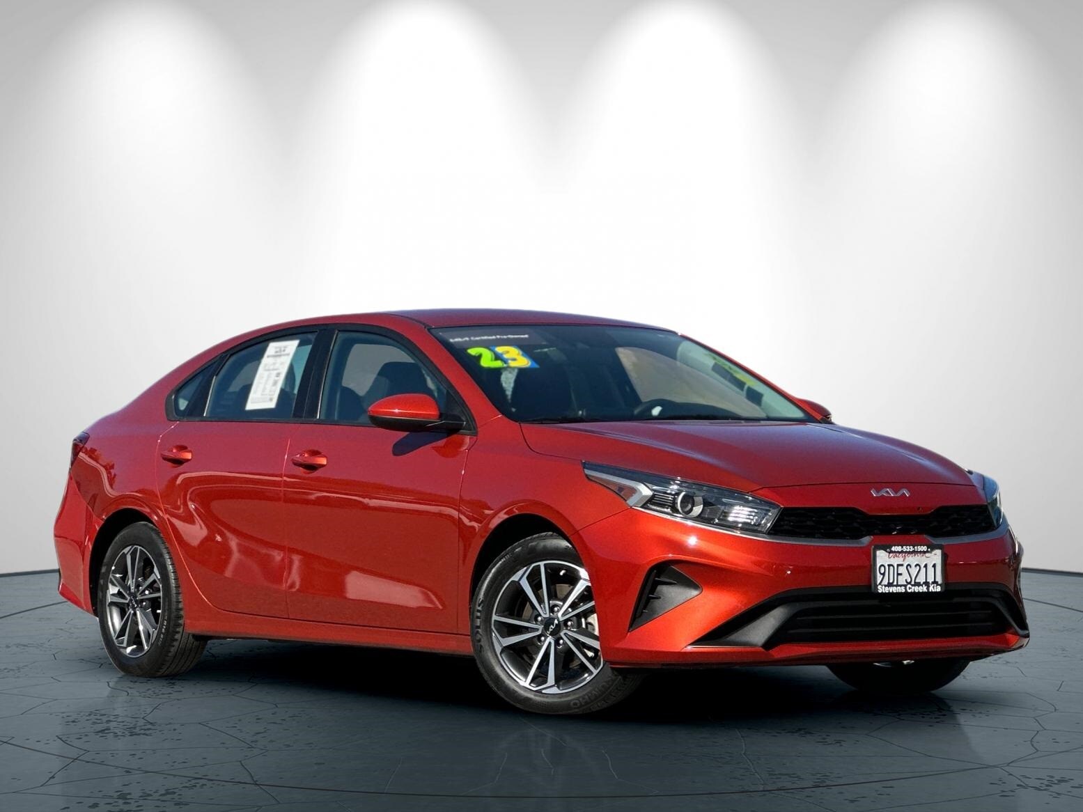 2023 Kia Forte LXS photo 2