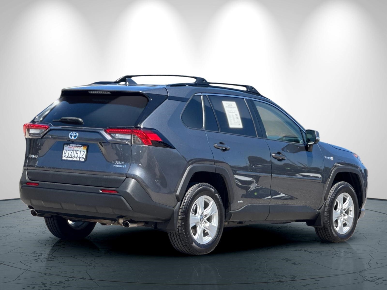 2021 Toyota RAV4 Hybrid XLE photo 4