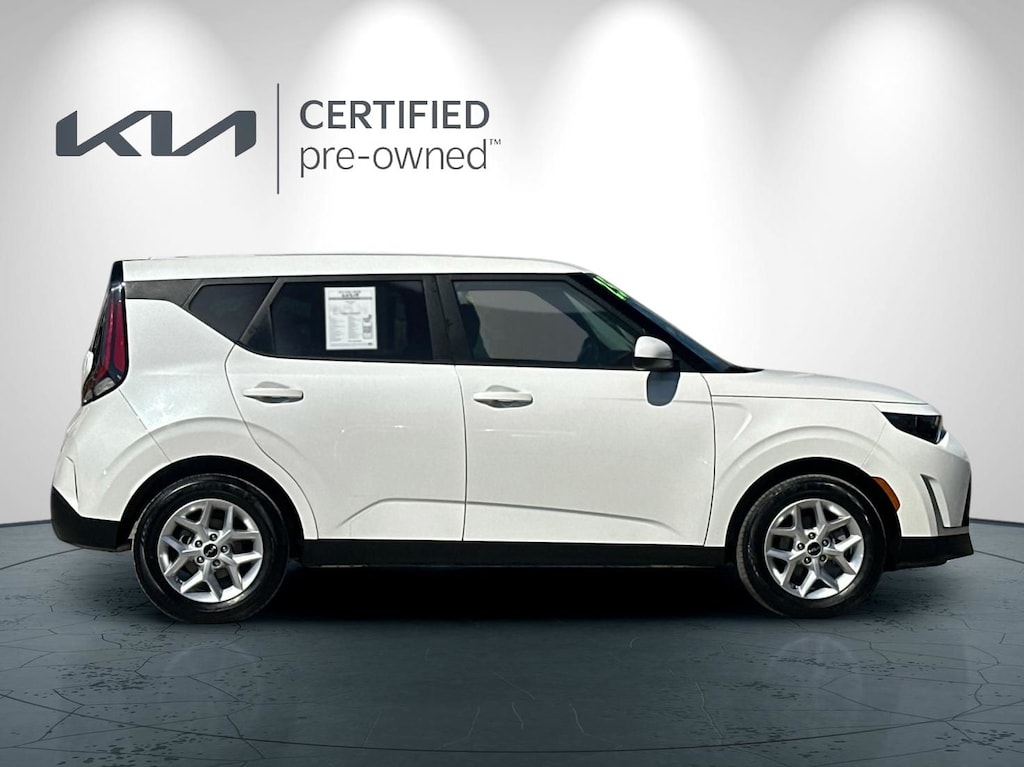 Certified 2025 Kia Soul LX Hatchback