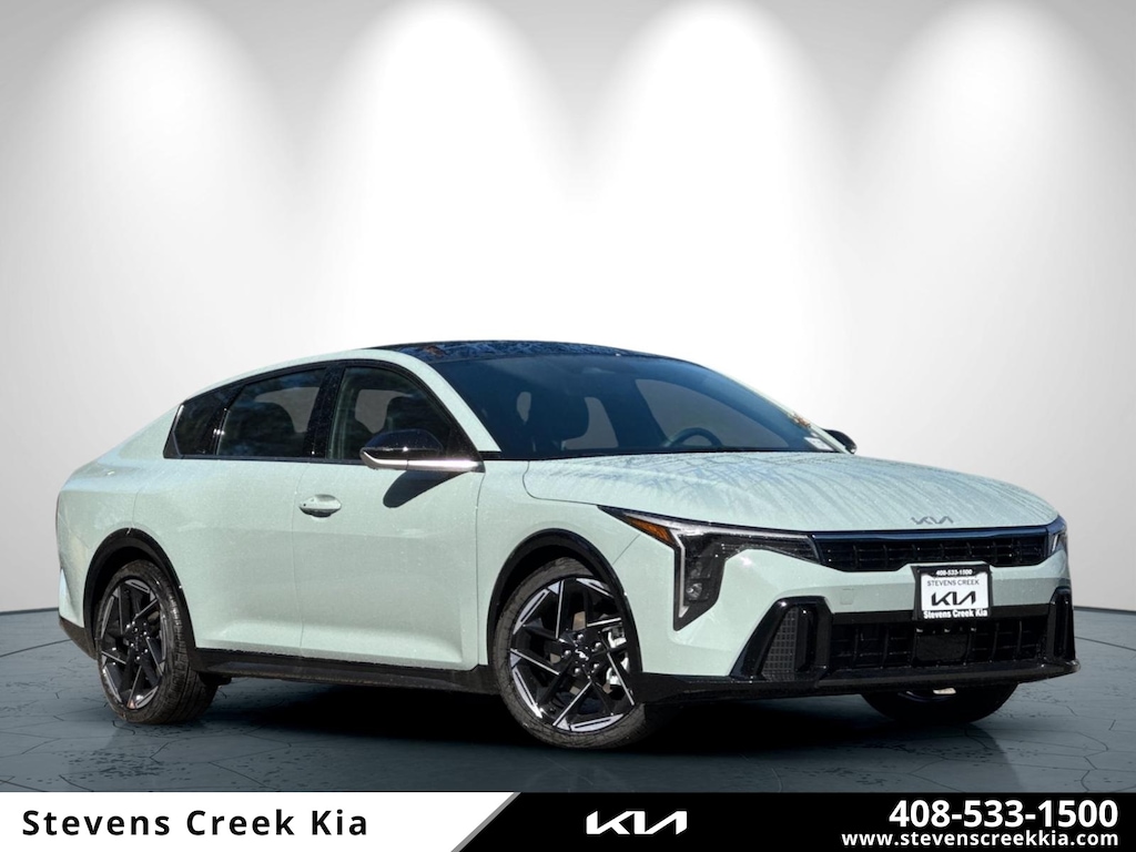 New 2025 Kia K4 GT-Line Sedan