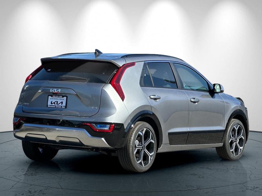 New 2026 Kia Niro SX Touring SUV