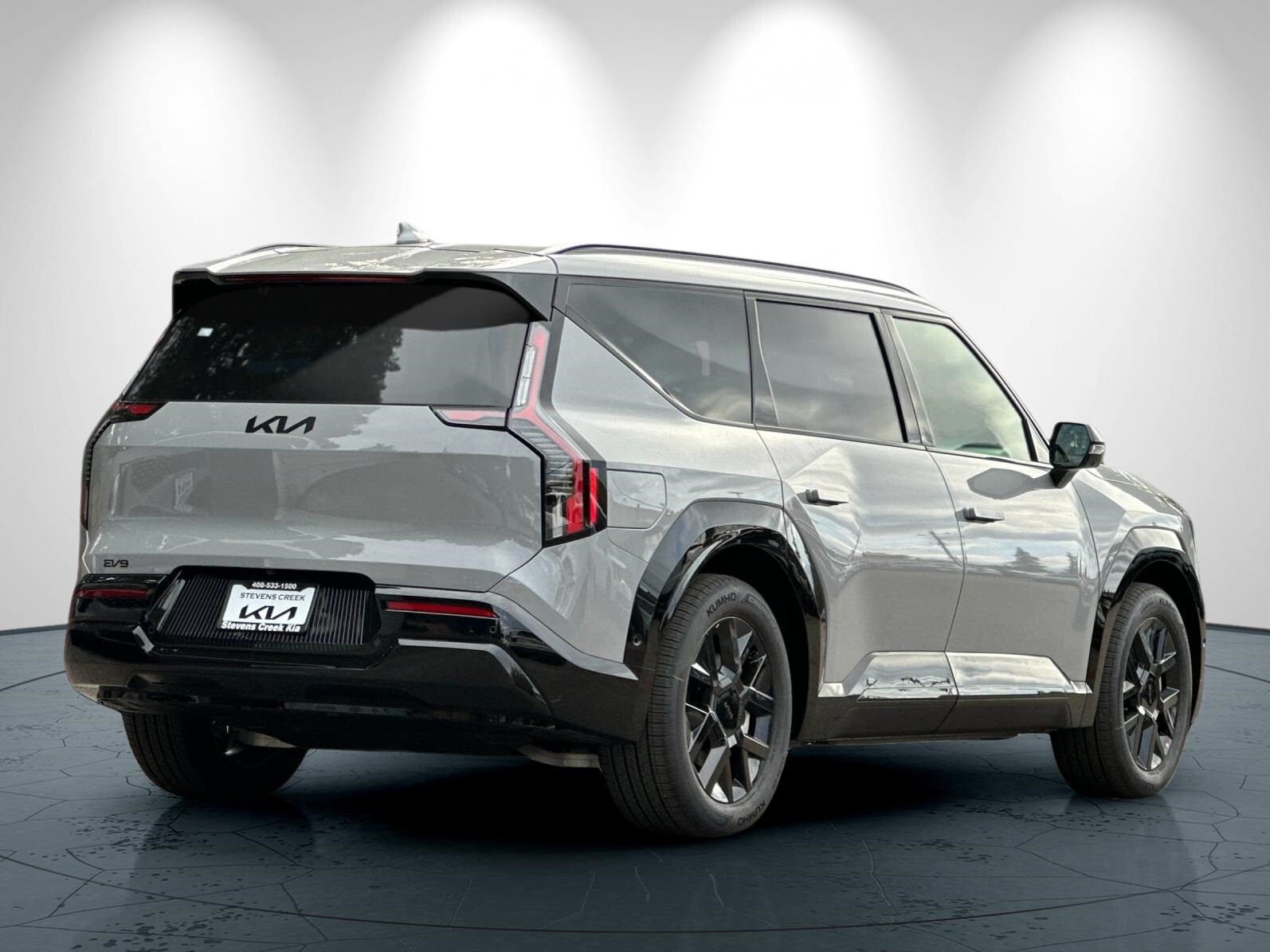 2026 Kia EV9 Land photo 2