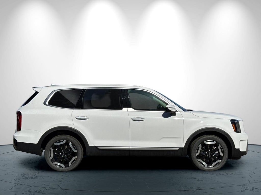 New 2025 Kia Telluride S SUV