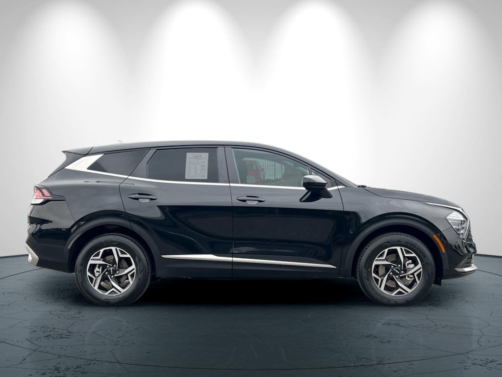 Certified 2024 Kia Sportage LX SUV