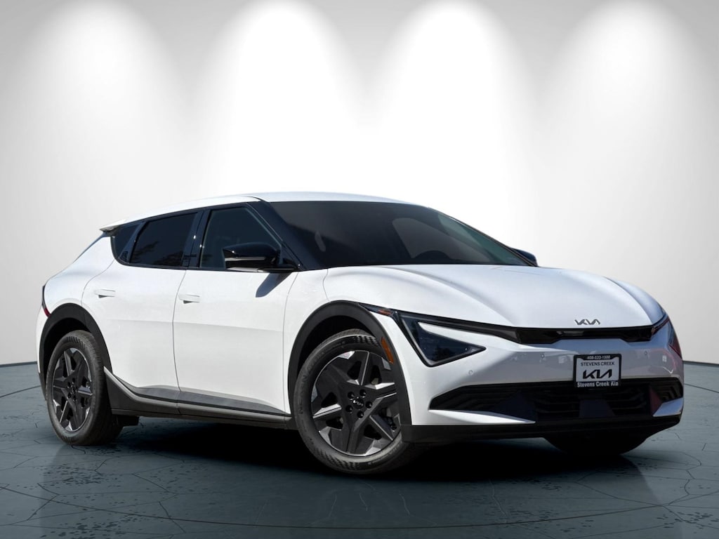 New 2025 Kia EV6 Light SUV