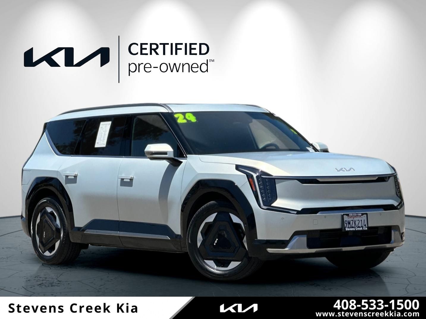 2024 Kia EV9 Land AWD's photo