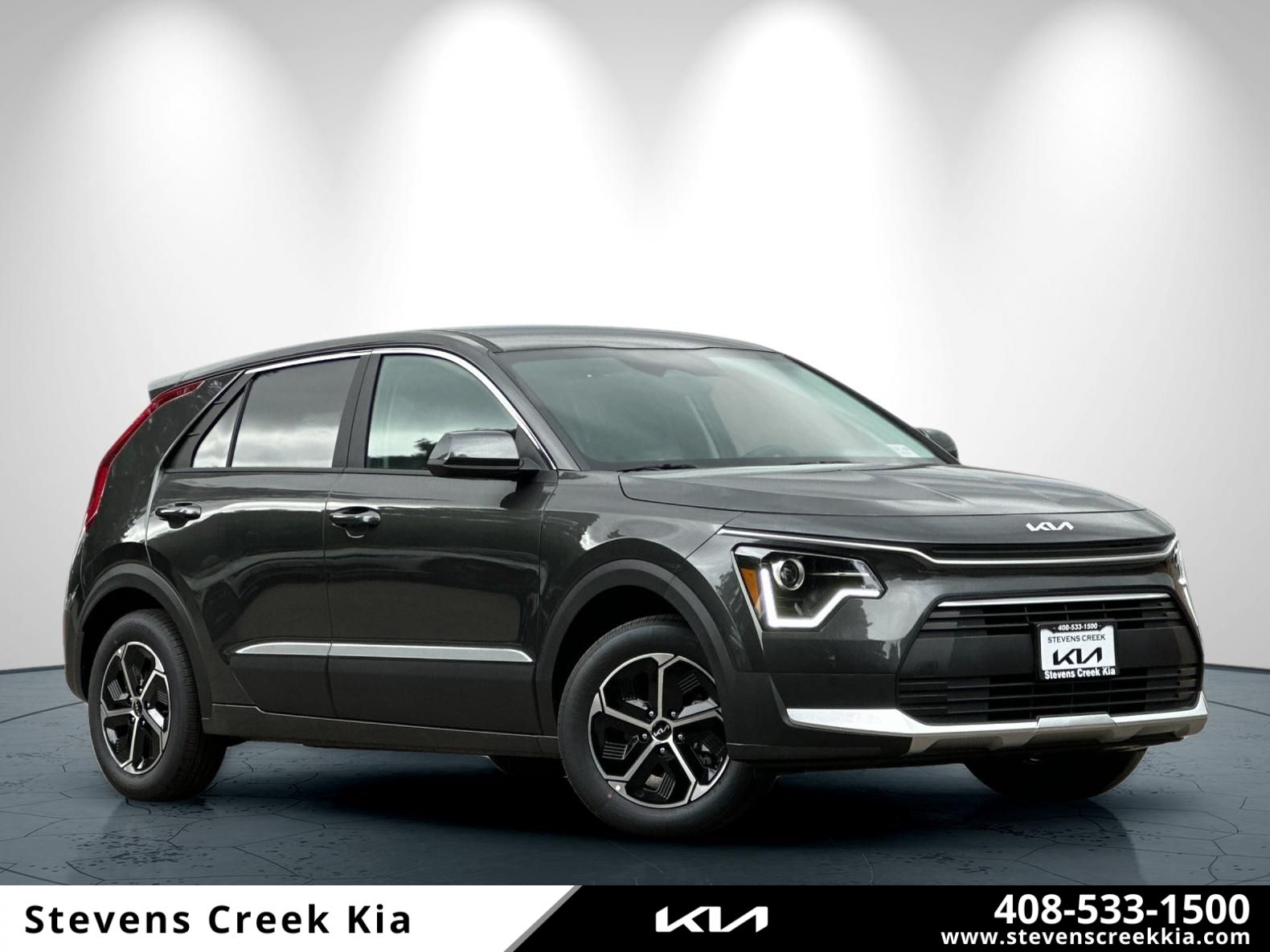 2026 Kia Niro LX HEV's photo