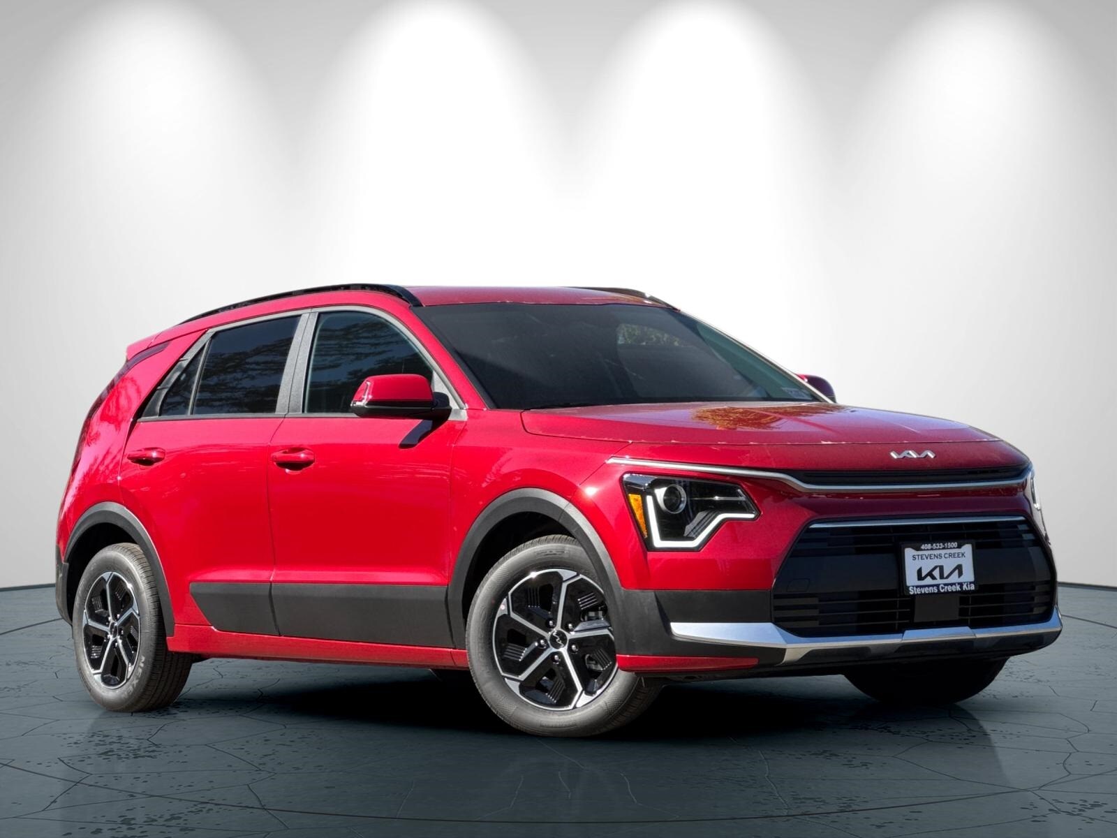 2025 Kia Niro EX Touring photo 2
